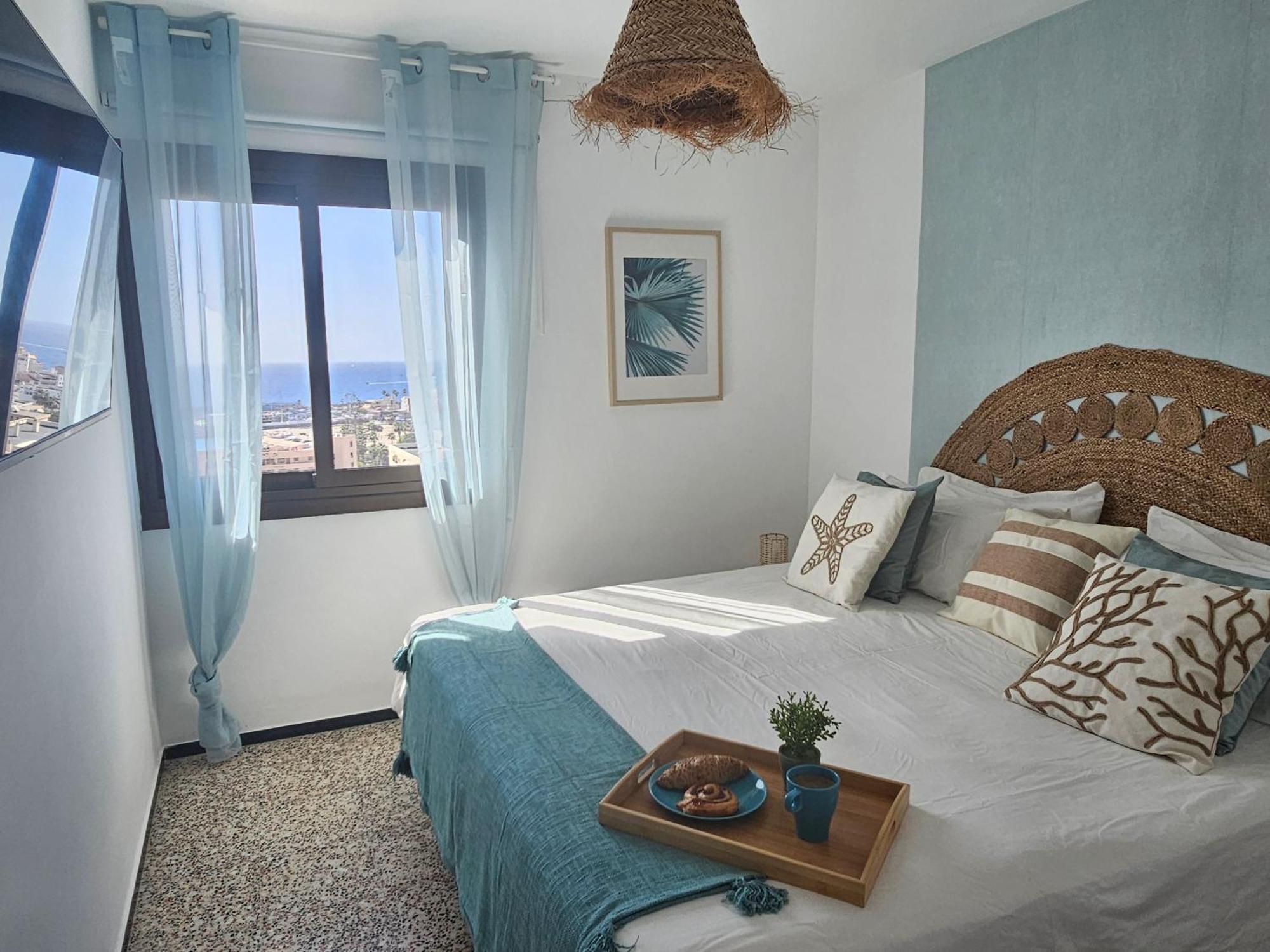 New Neverending Seaview, Achacay Tenerife Los Cristianos (Tenerife)